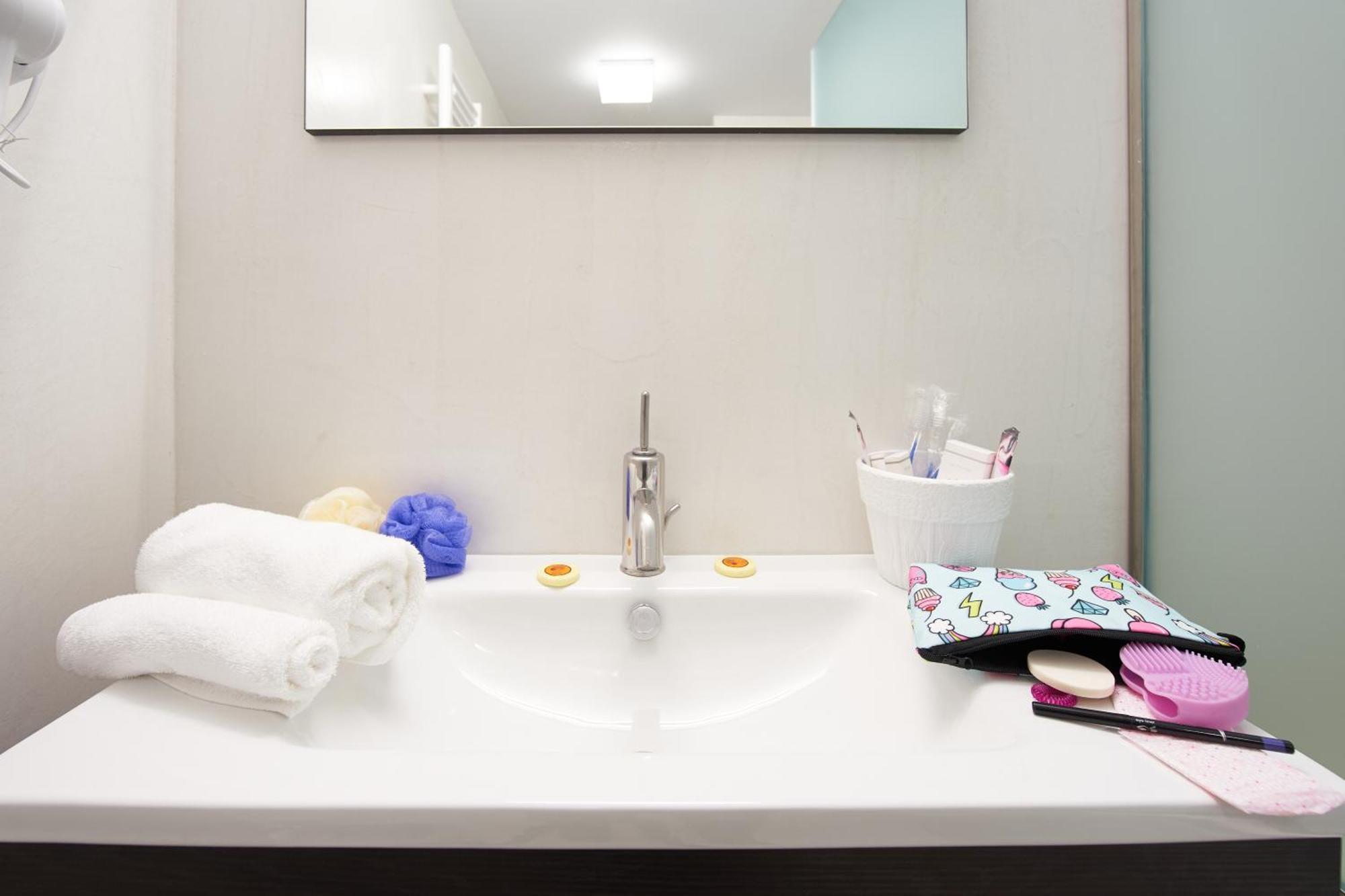 Hotel Athenian Residences 3*