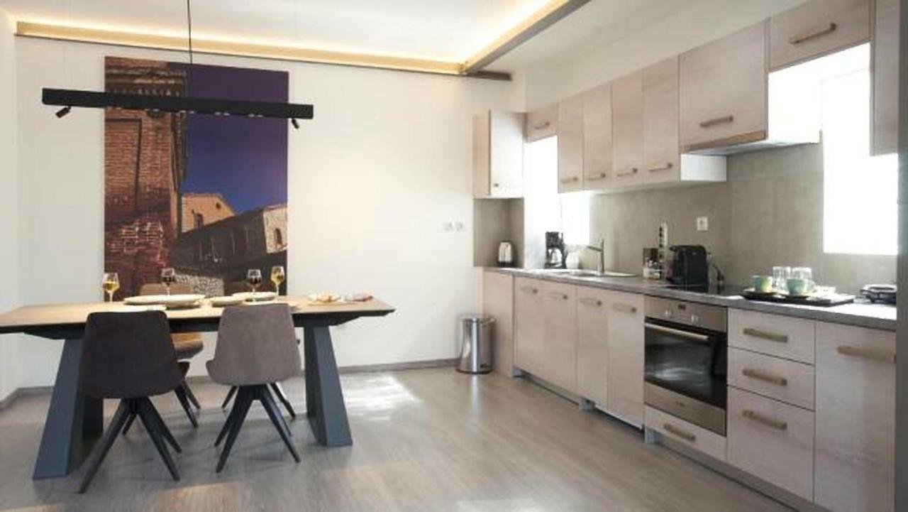 Athenian Residences Hotel 3*