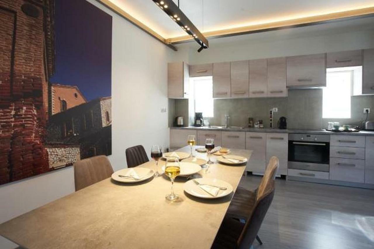 מלון Athenian Residences